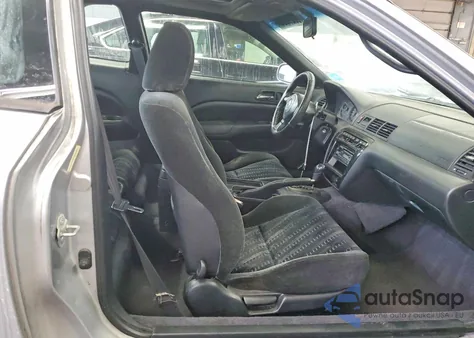 2001 Honda Prelude z USA, uszkodzony, nr VIN JHMBB62481C002356